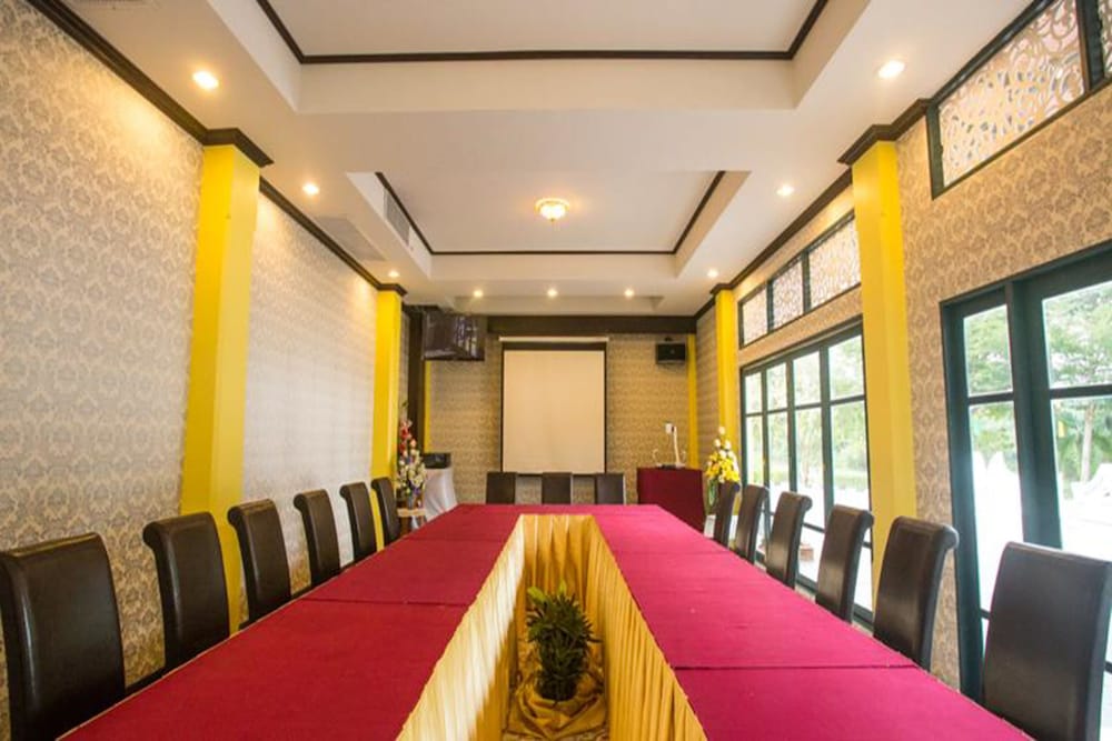 Madina Hotel 53/55