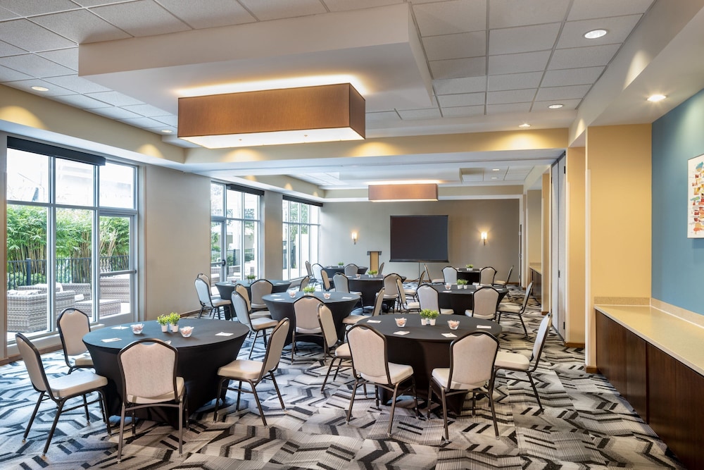 TownePlace Suites Orlando at Flamingo Crossings Town Center/Western Entrance 60/69