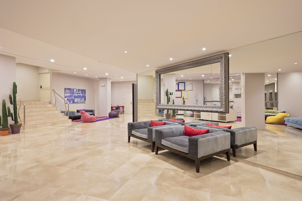Innside by Melia Barcelona Apolo 49/75
