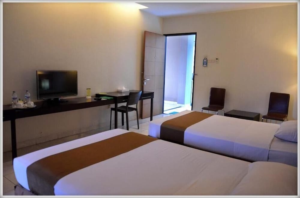 Lpp Convention Hotel Yogyakarta 10/37