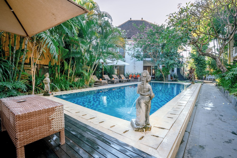 Pondok Sari 65/68