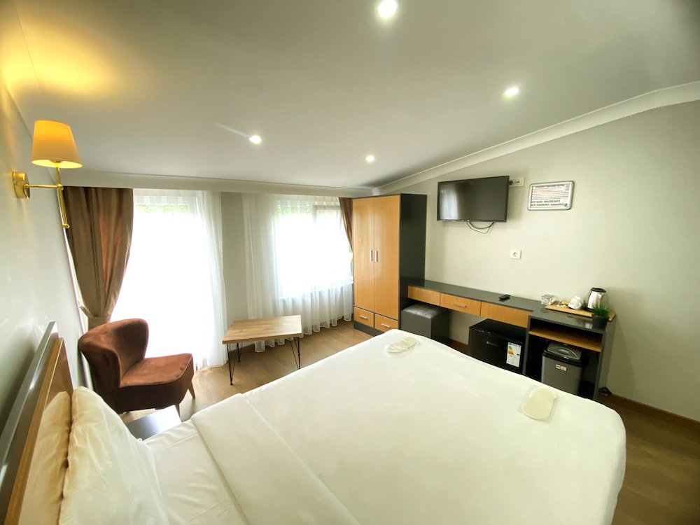 Inalens Airport Hotel 13/50
