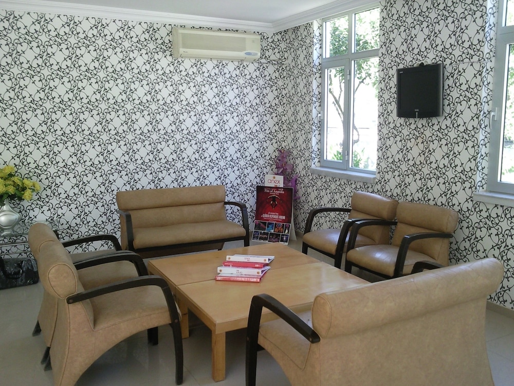 Ares Hotels 19/33