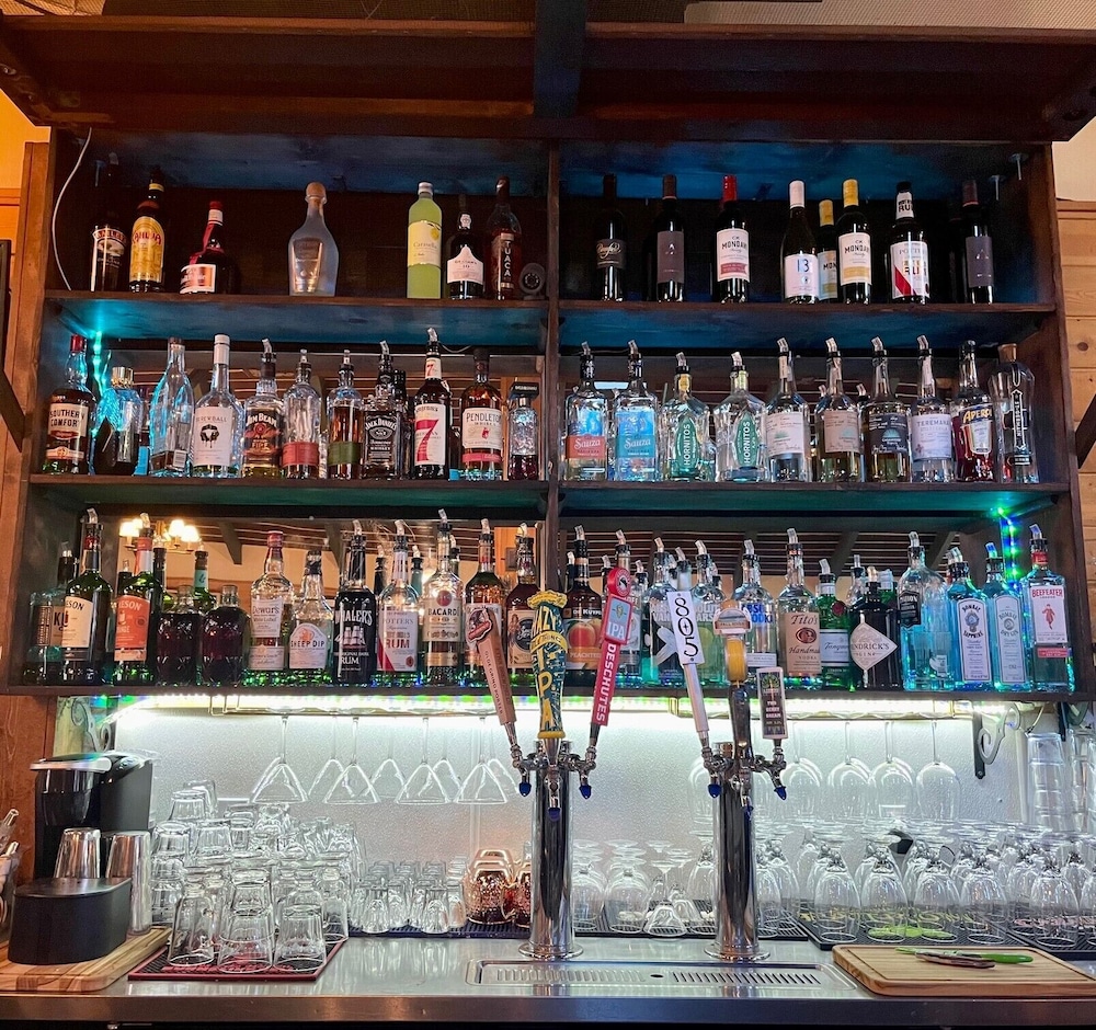Shasta Inn 18/46