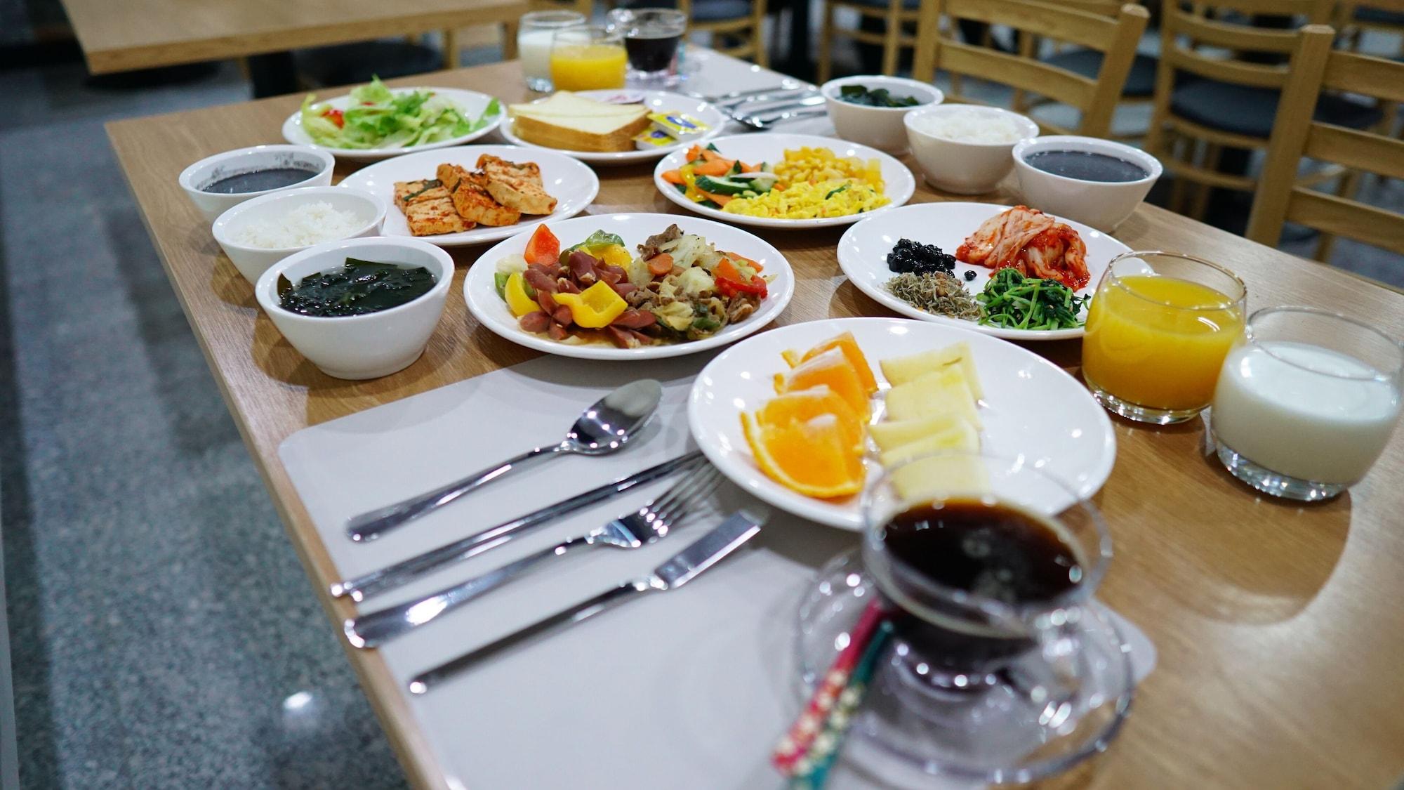 The Port Hotel Busan 43/55