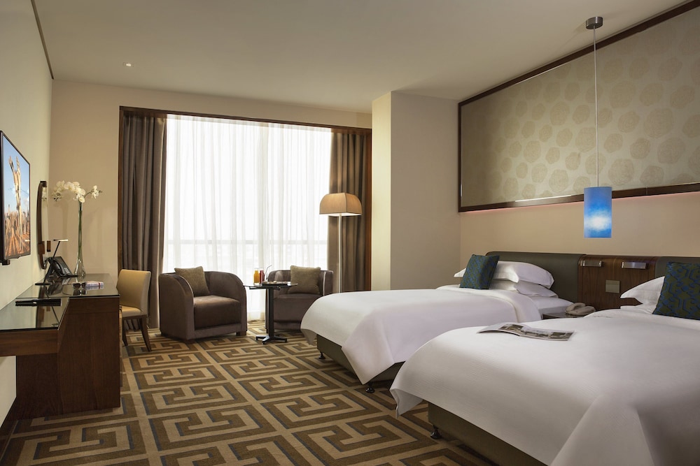 ROOM, TWIN BEDS, CITY VIEW