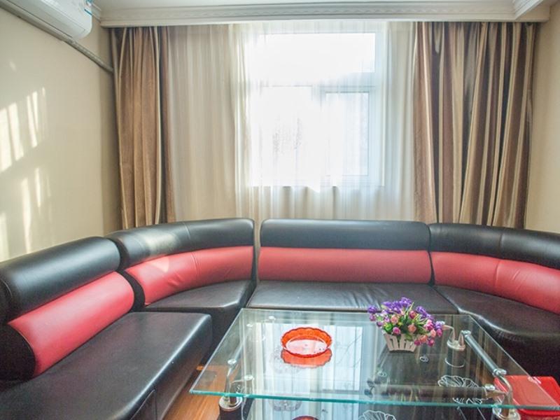 GreenTree Inn Jining Jiaxiang County Jianshe South Road Express Hotel 28/35