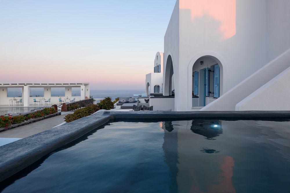 Kalestesia Suites 114/120