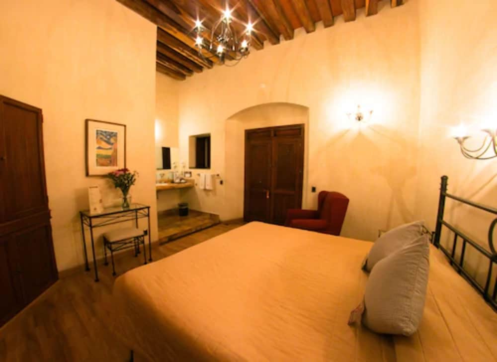 Hotel Casa Antigua 19/69