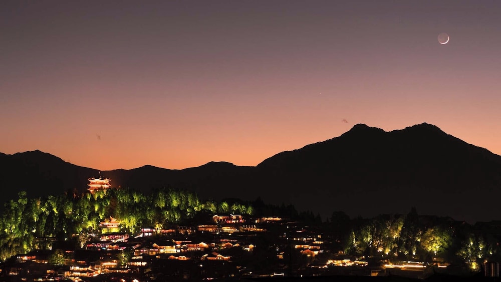 Lijiang Naxi Hereditary Courtyard 43/49