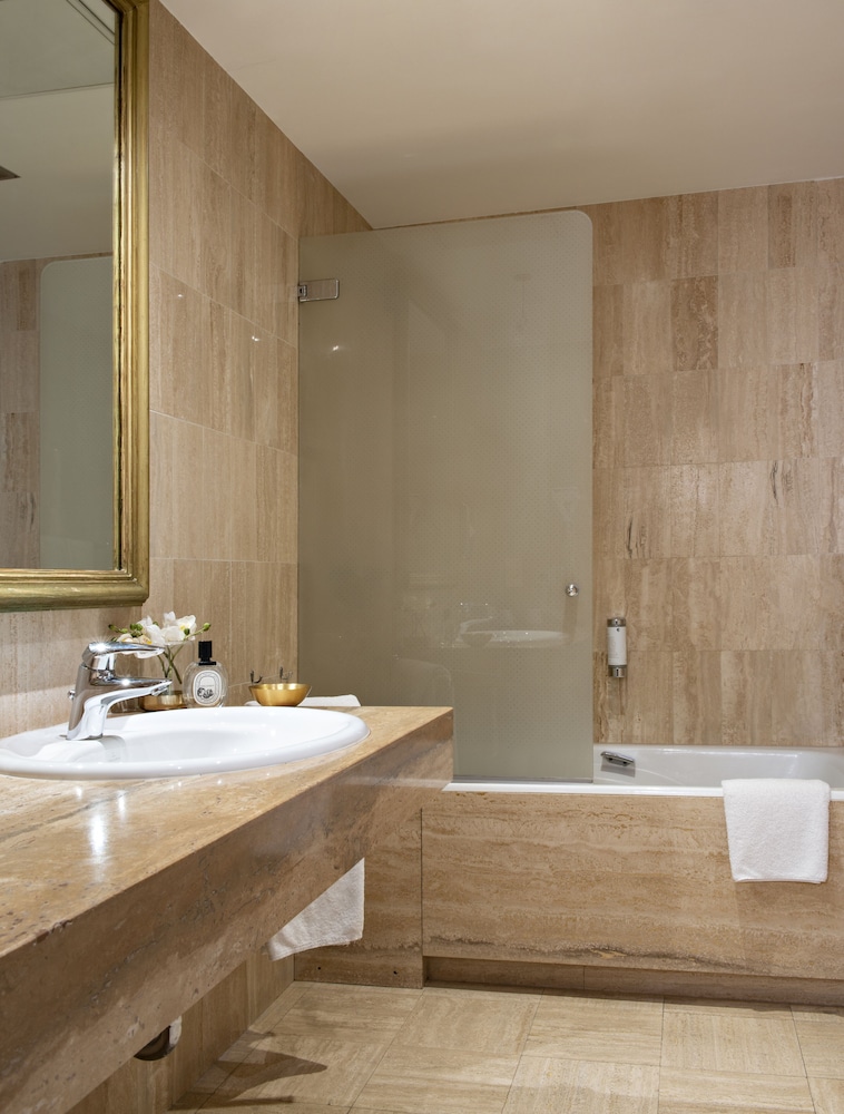 جناح جونيور بسرير مزدوج، Grand Hotel Bristol 9/9