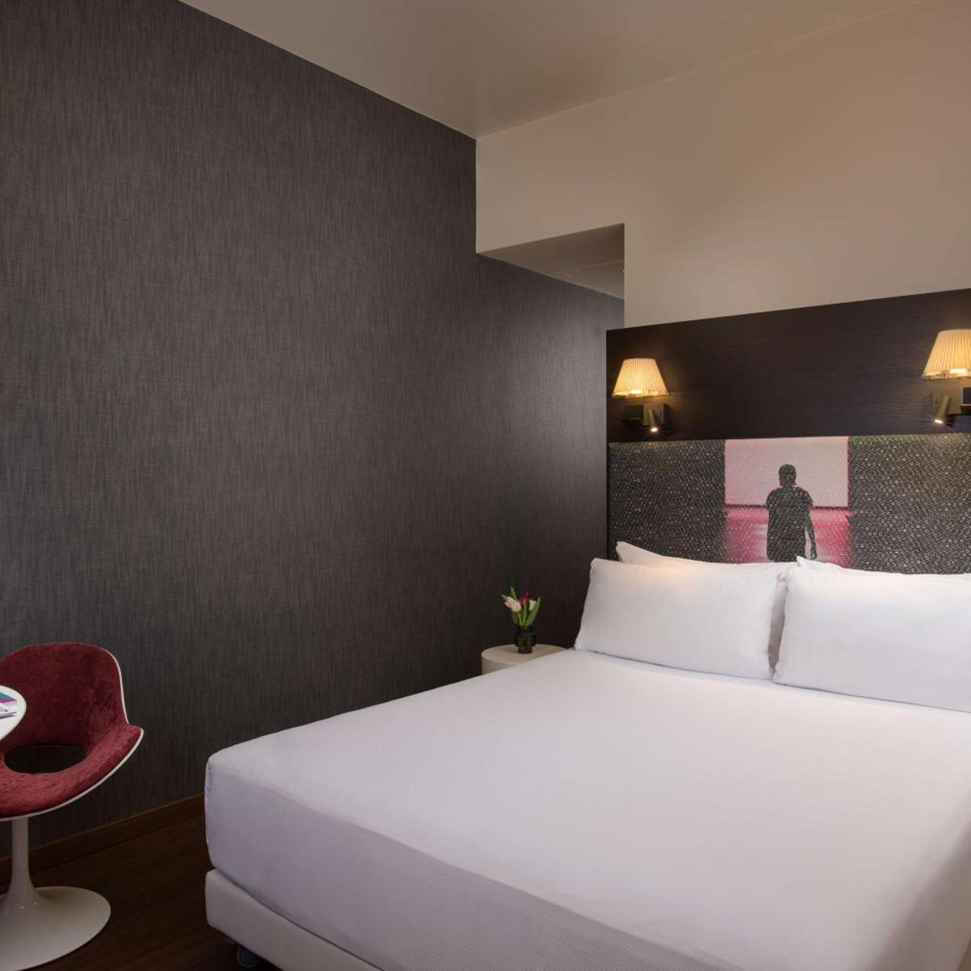 Nhow, Double or Twin Bed