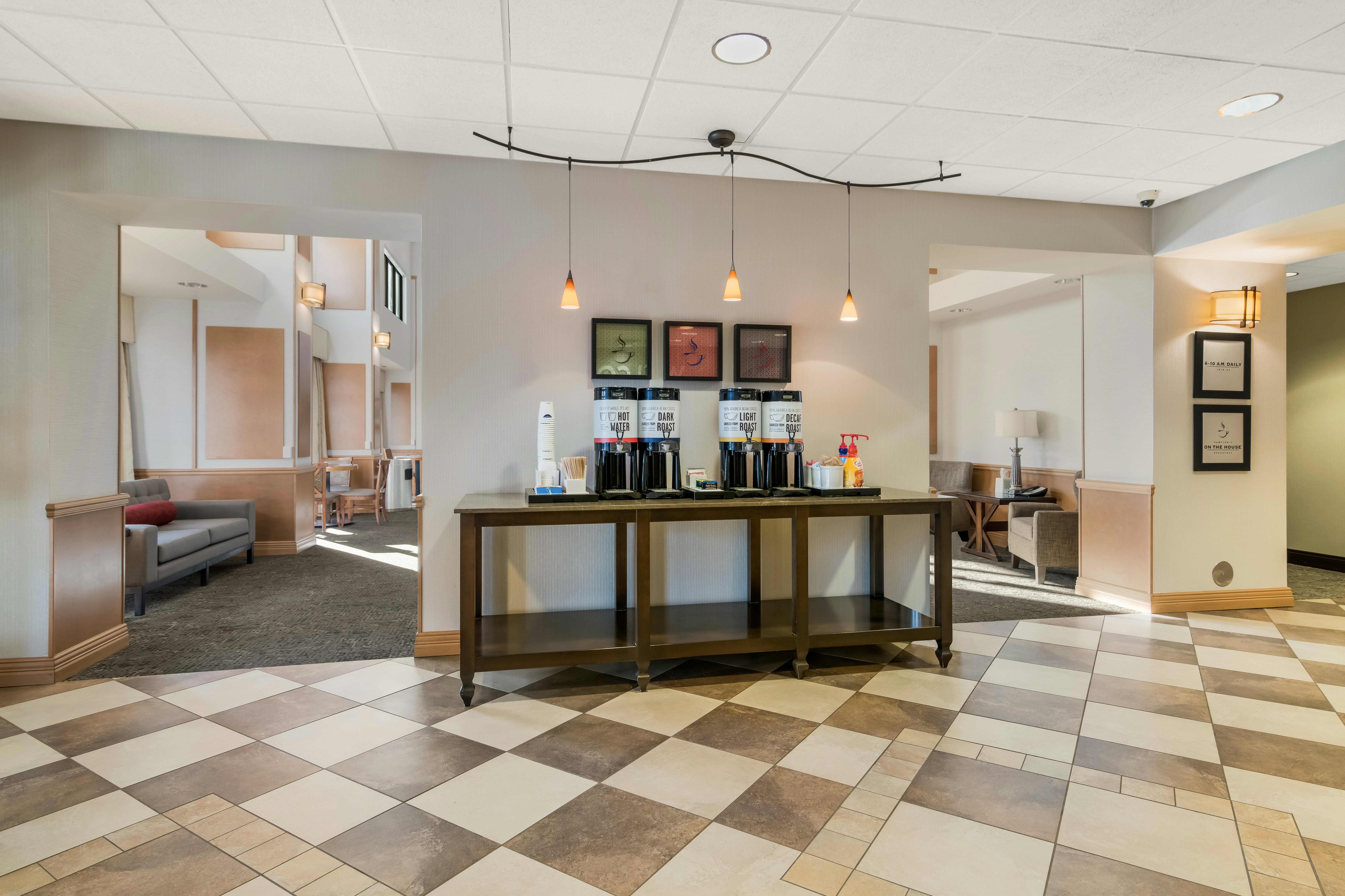 Hampton Inn Suites Plattsburgh 7/47