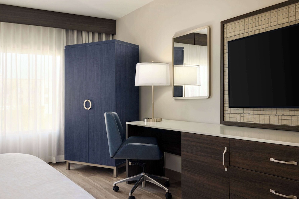 Wyndham Phoenix Airport/ Tempe 38/50