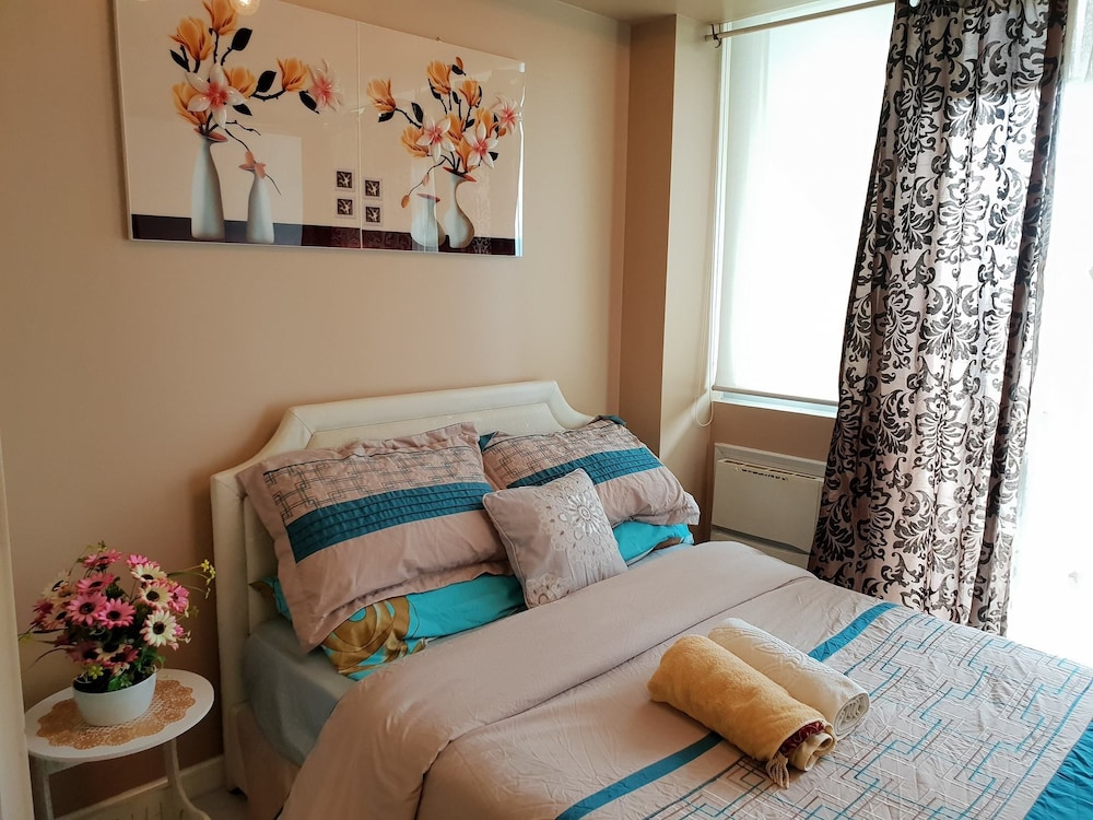 Azure Luxury Beach Suites By Vacationsph 34/50