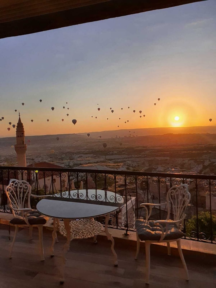 Hu of Cappadocia 43/50