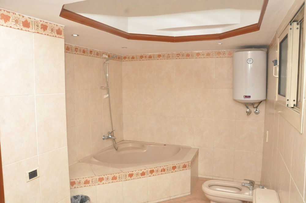 Nile Sky Suites Hotel 46/50