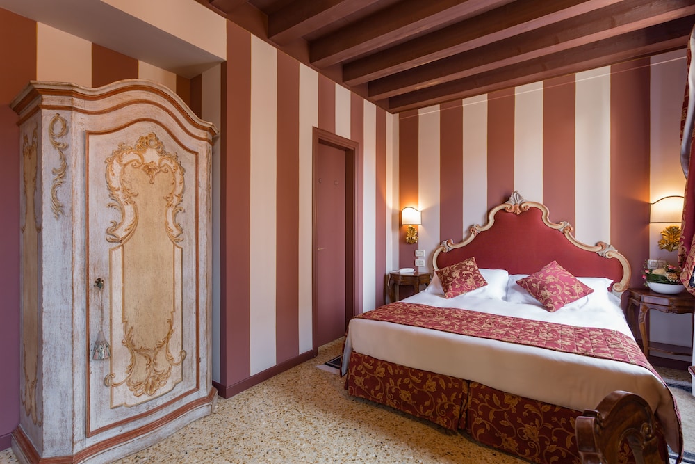 Hotel Tiziano 23/72