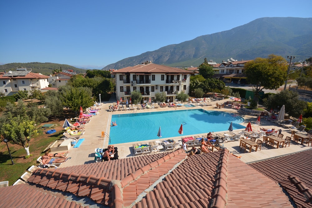 Saray Hotel 12/24