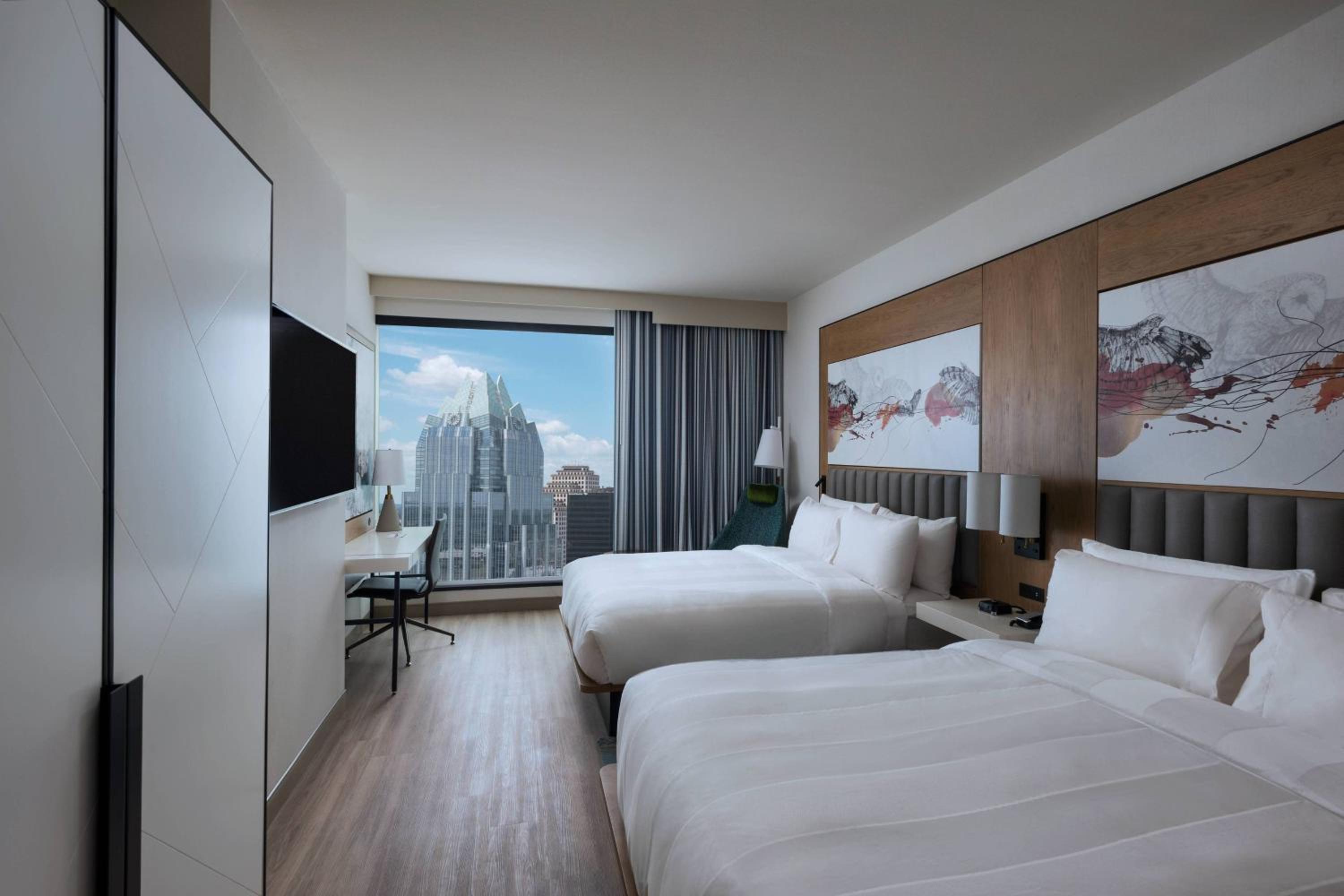 Skyline, Guest Room, 2 Queen Beds, Skyline View