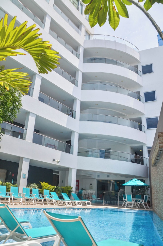 Portobelo Plaza de las Americas 4/66