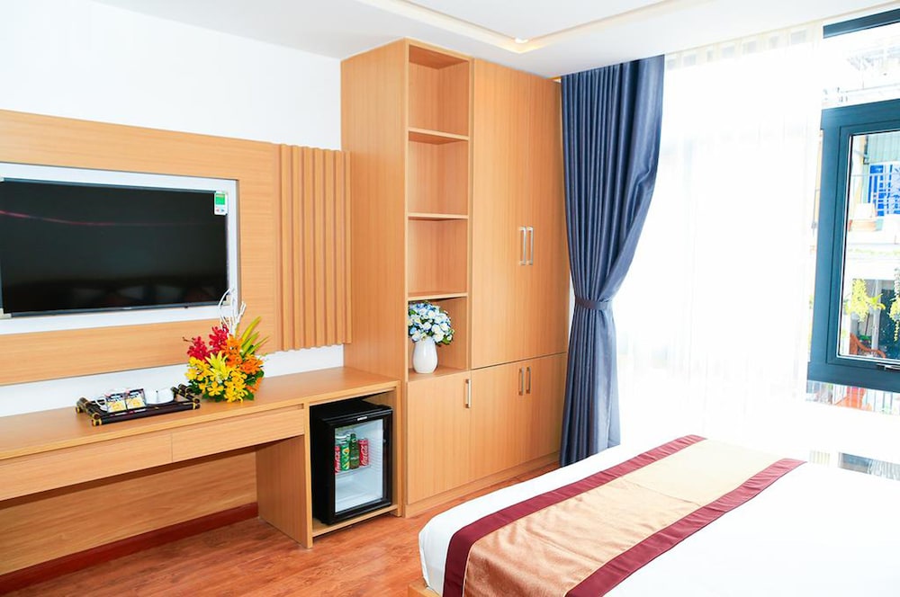 Prague Hotel 20/100