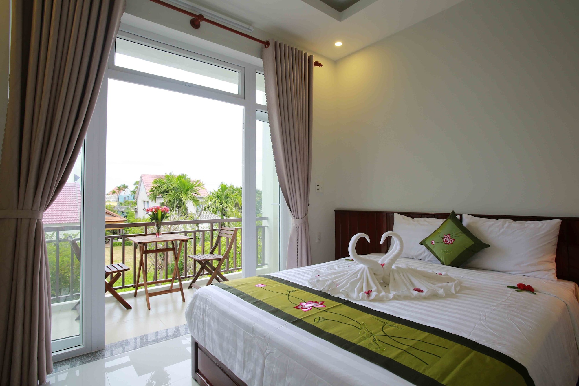 SUPERIOR, DOUBLE BED, BALCONY