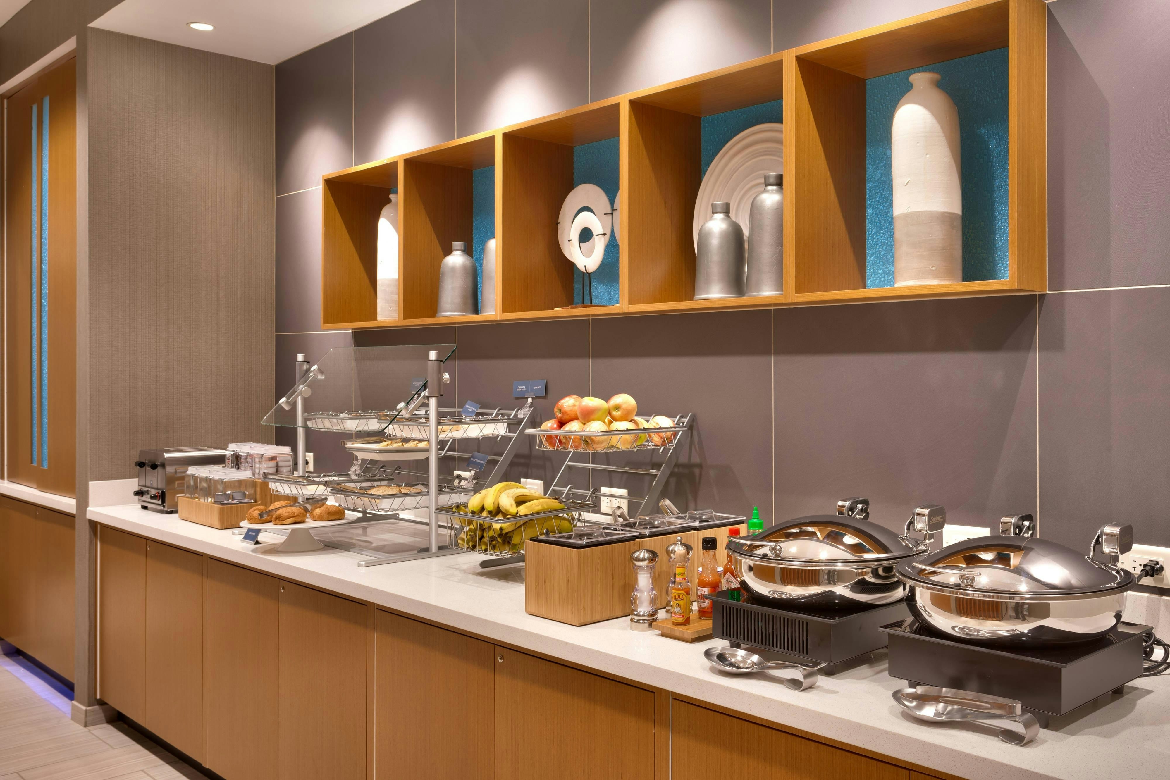 Springhill Suites By Marriott Coralville 6/12