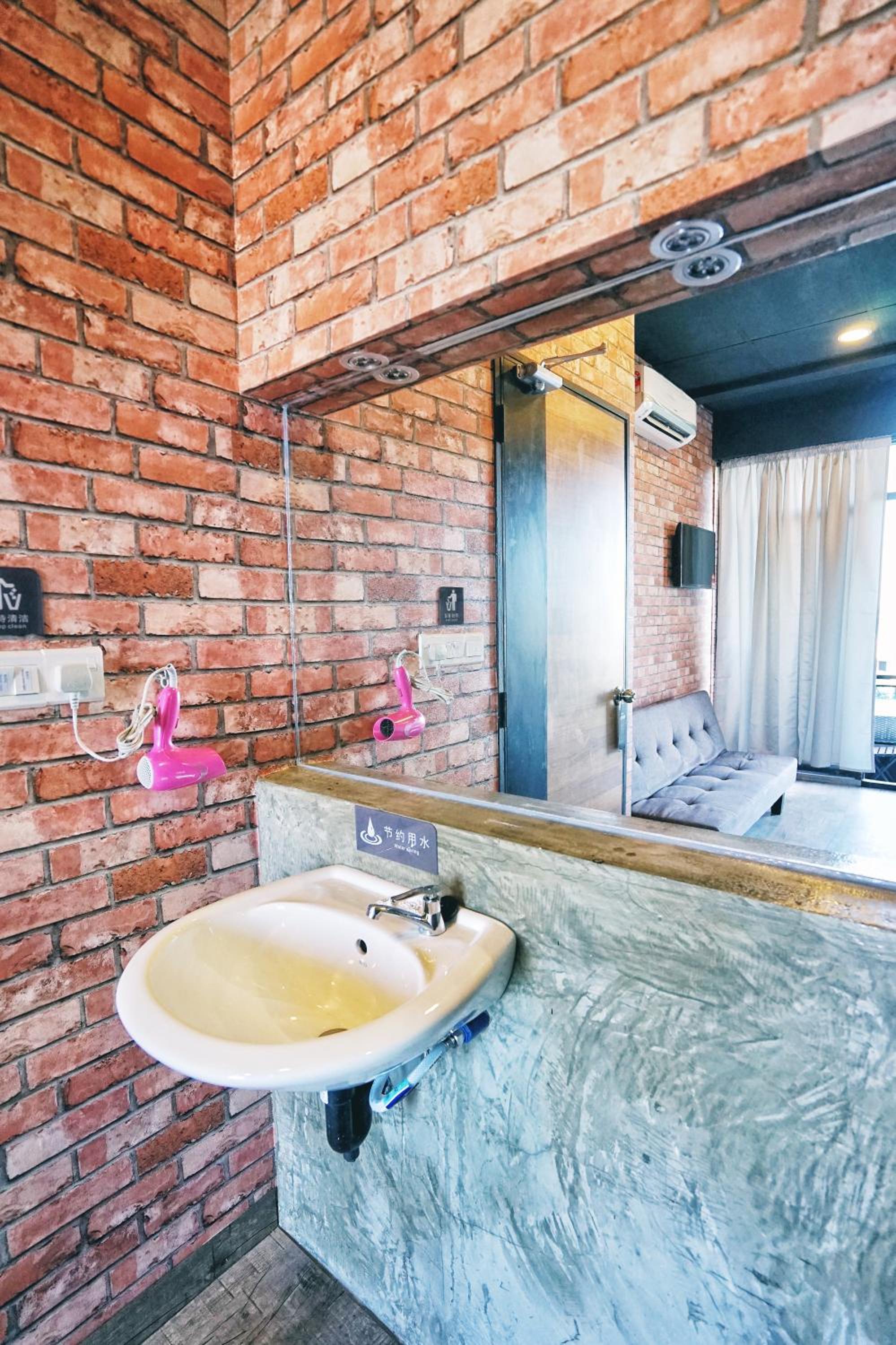 غرفة بإطلالة على البحر، Cube Bed Station - Hostel 8/9