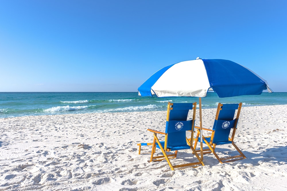 The Pensacola Beach Resort 67/74