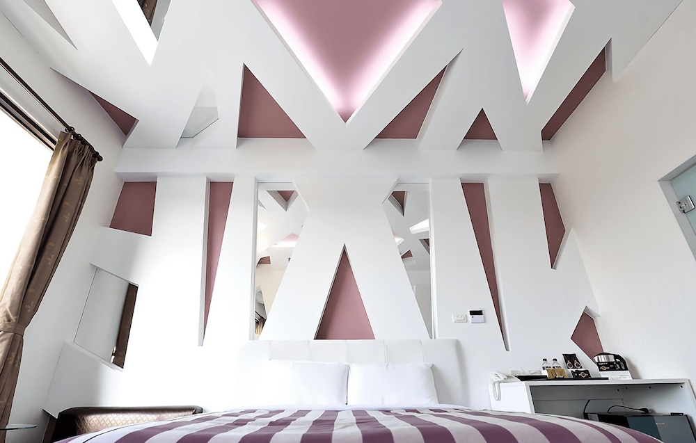 Coco Motel 23/46