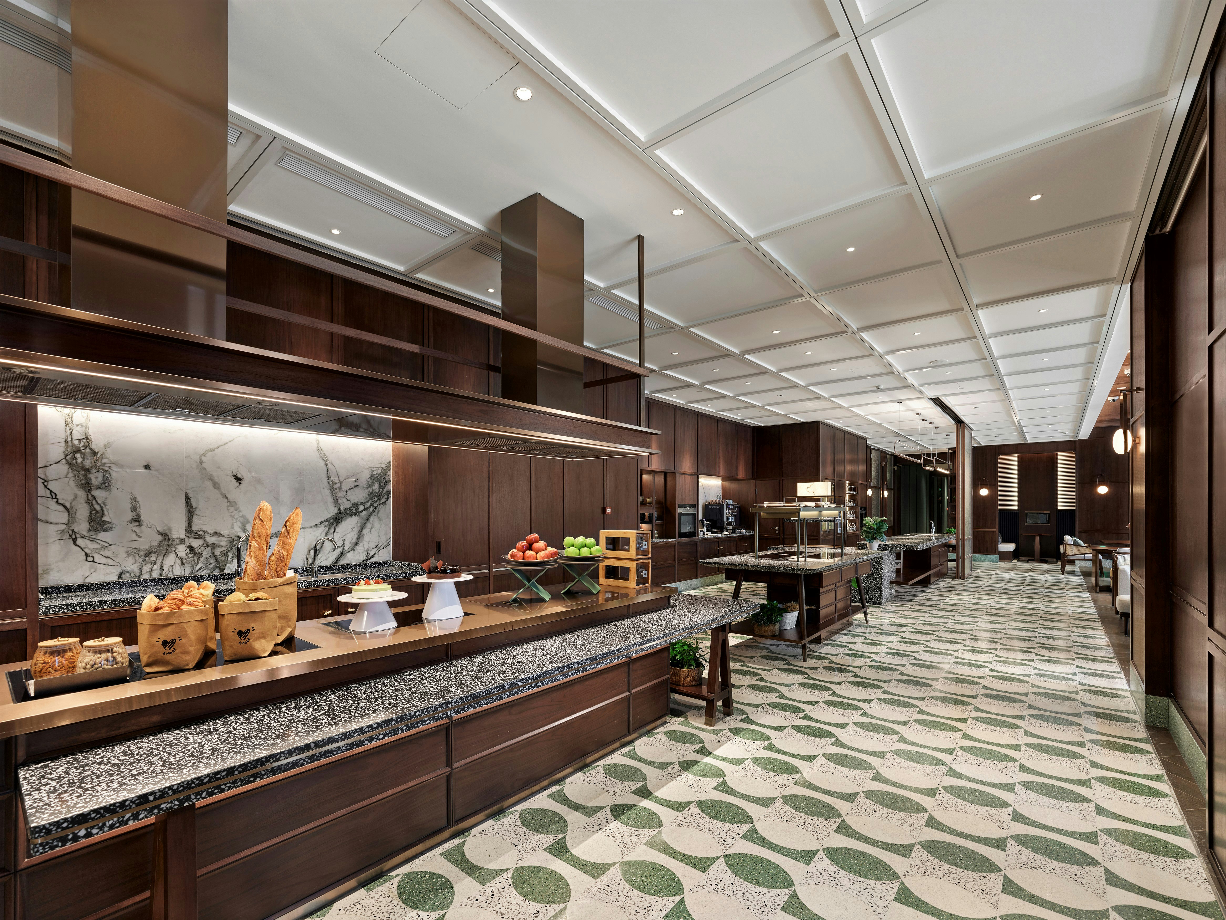 Hilton Shanghai Hongqiao Hotel 44/70