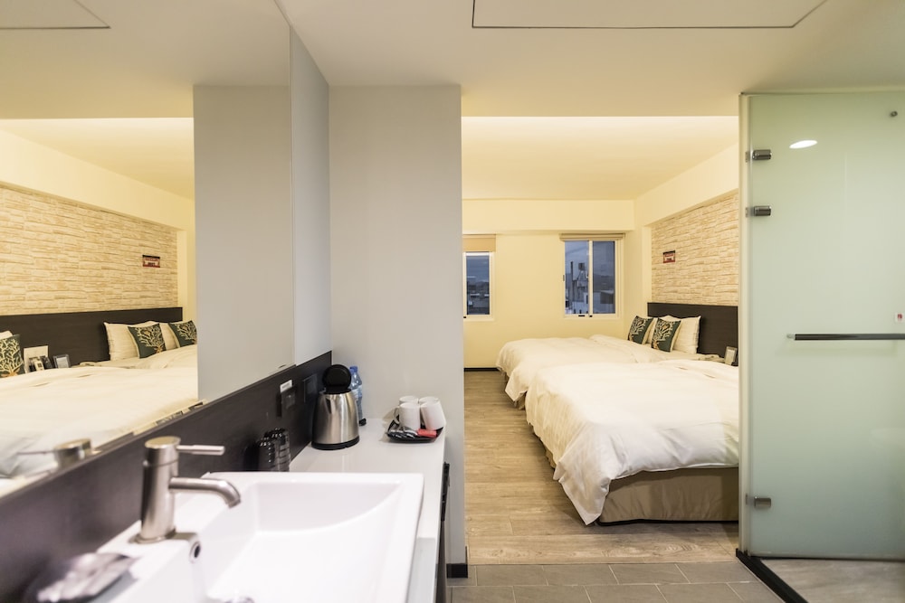 Home Rest Hotel 17/55