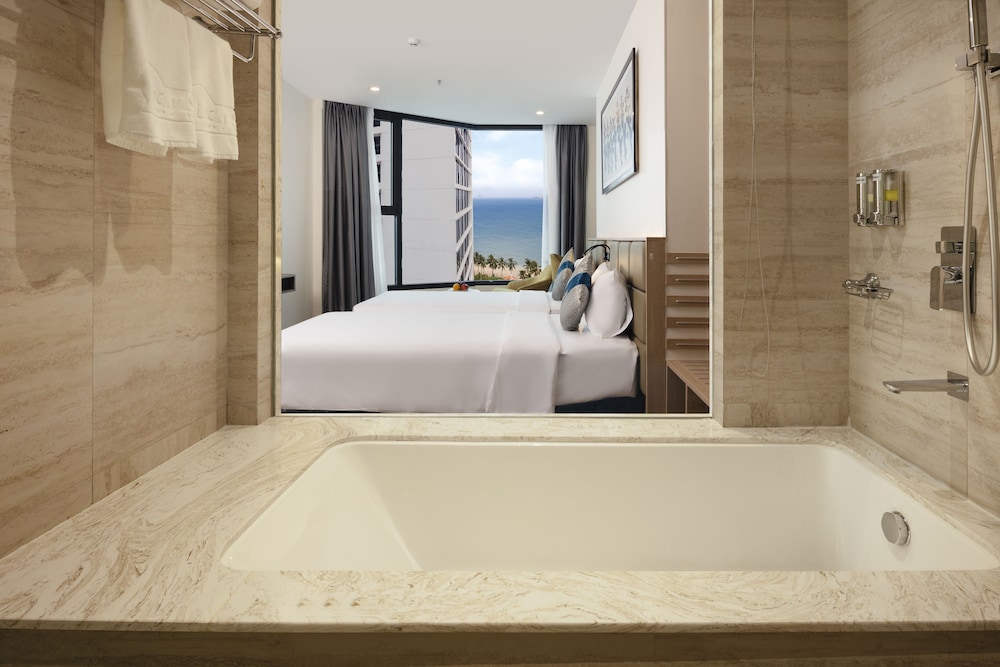 Lucky Sun Hotel 46/49