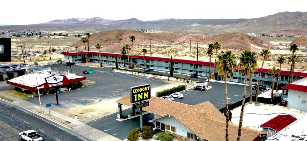ECONOMY INN BARSTOW 44/57