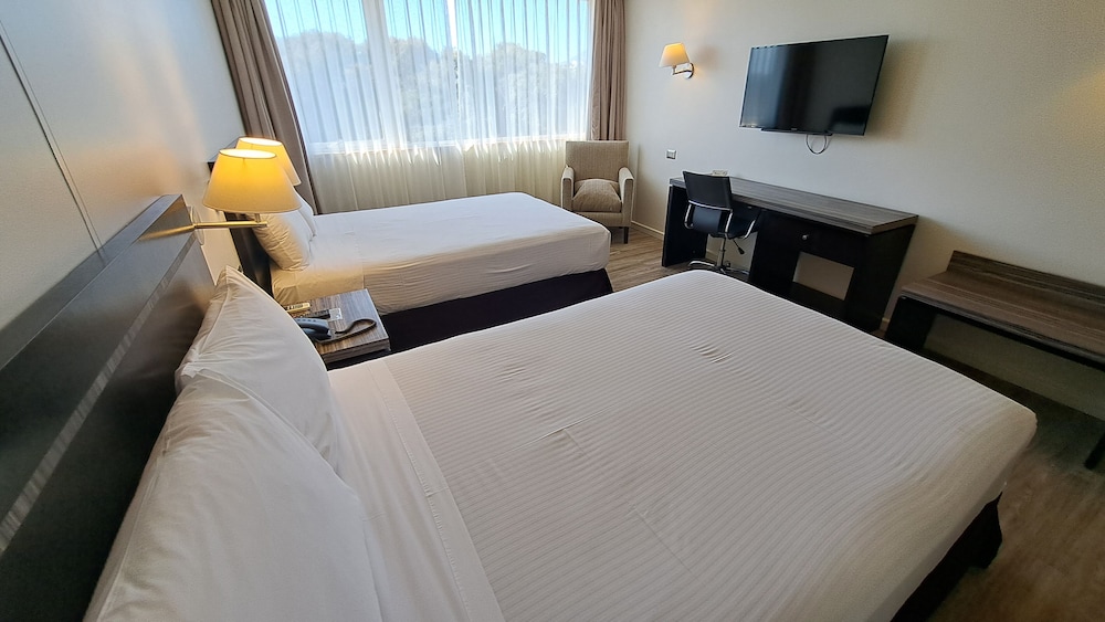 Standard, King Bed