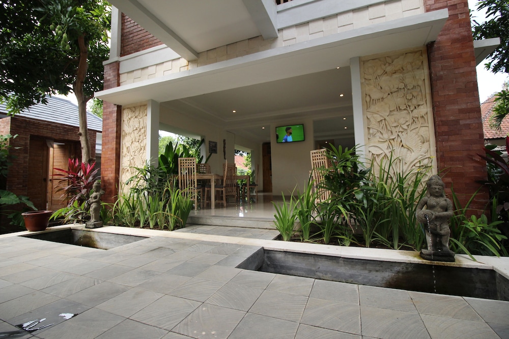 Uma De Villa Sanur 33/37