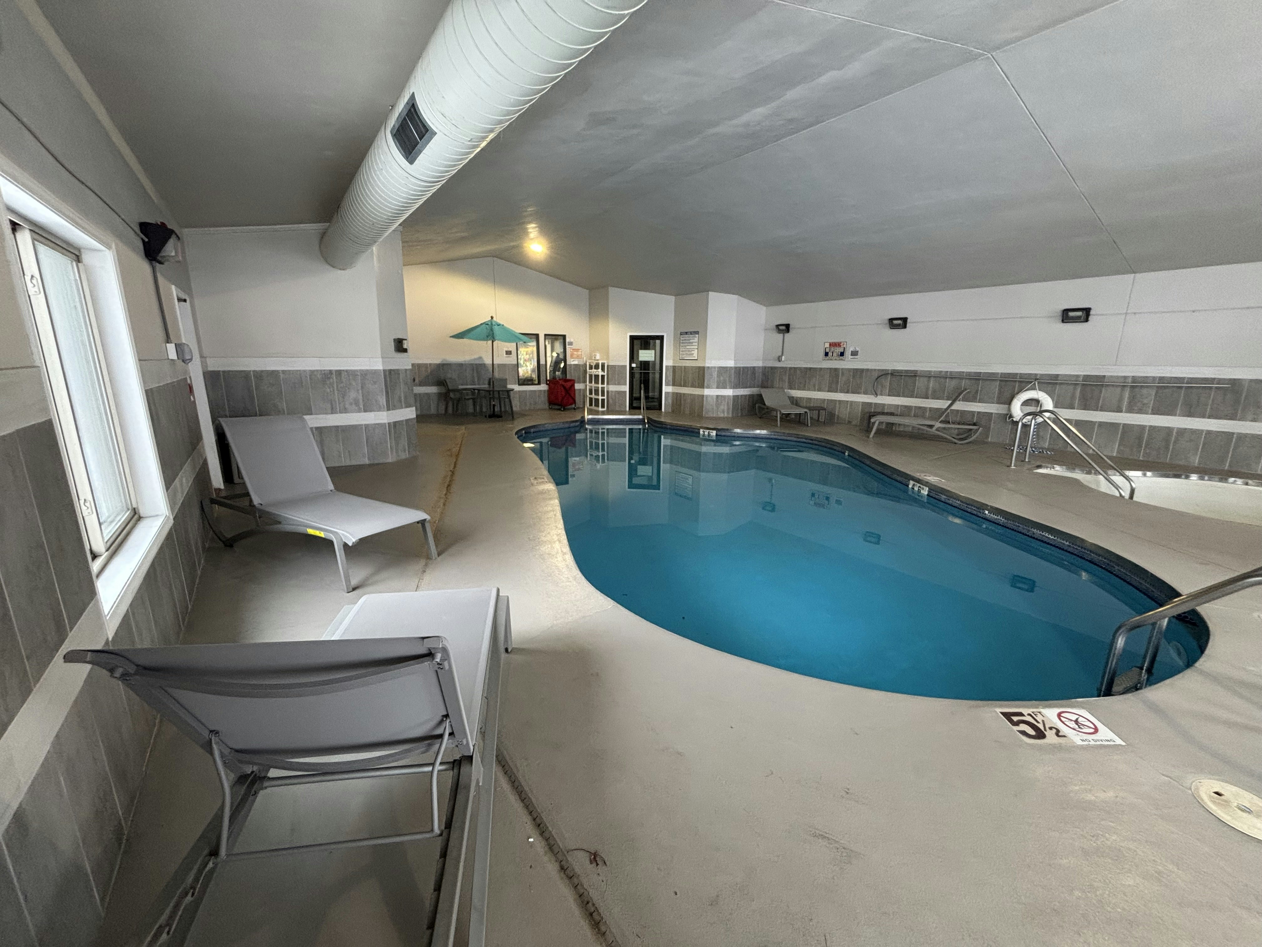 Red Roof Inn & Suites Tomah 27/57