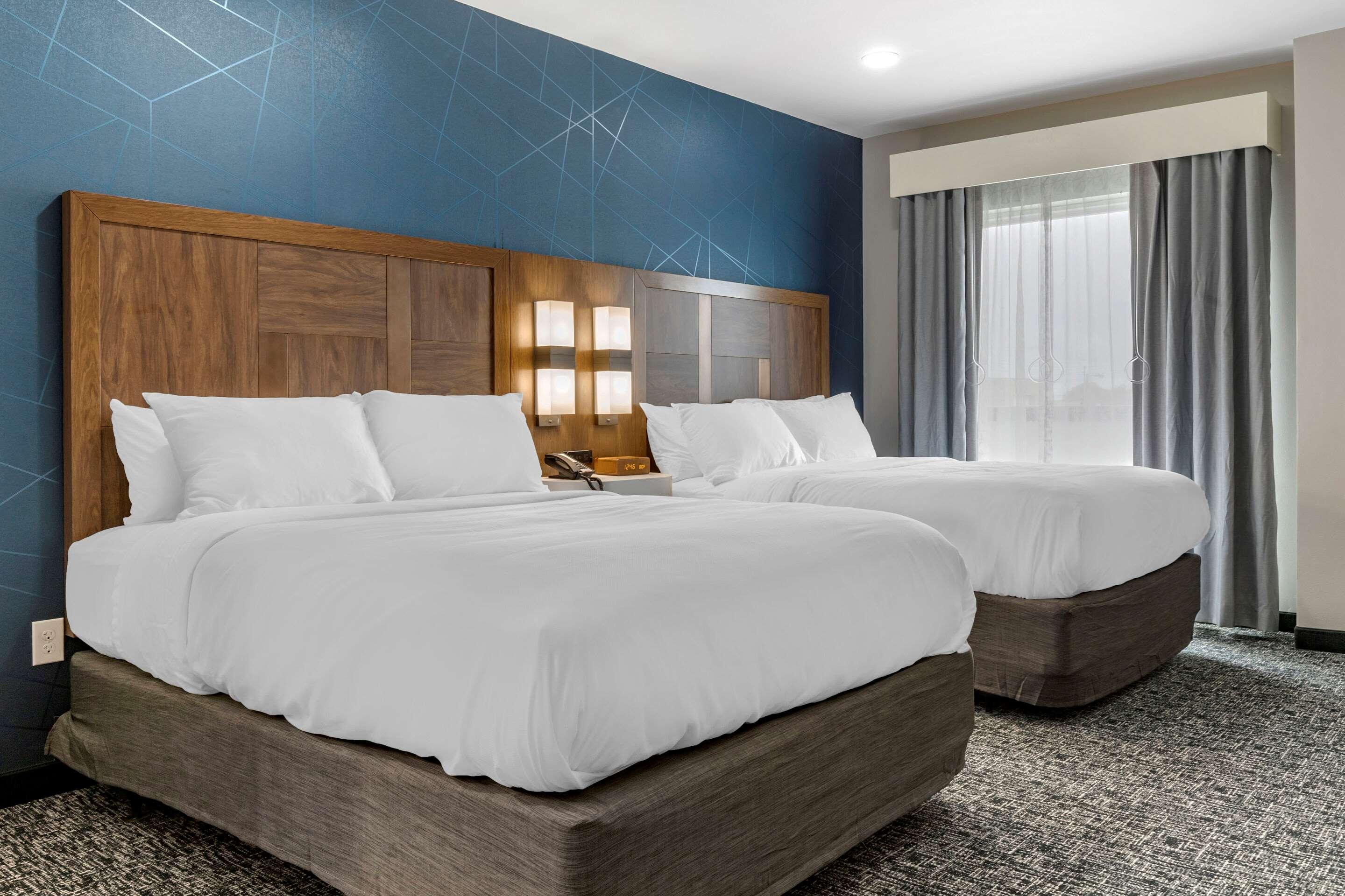 EFFICIENCY, SUITE, 2 QUEEN BEDS, ACCESSIBLE