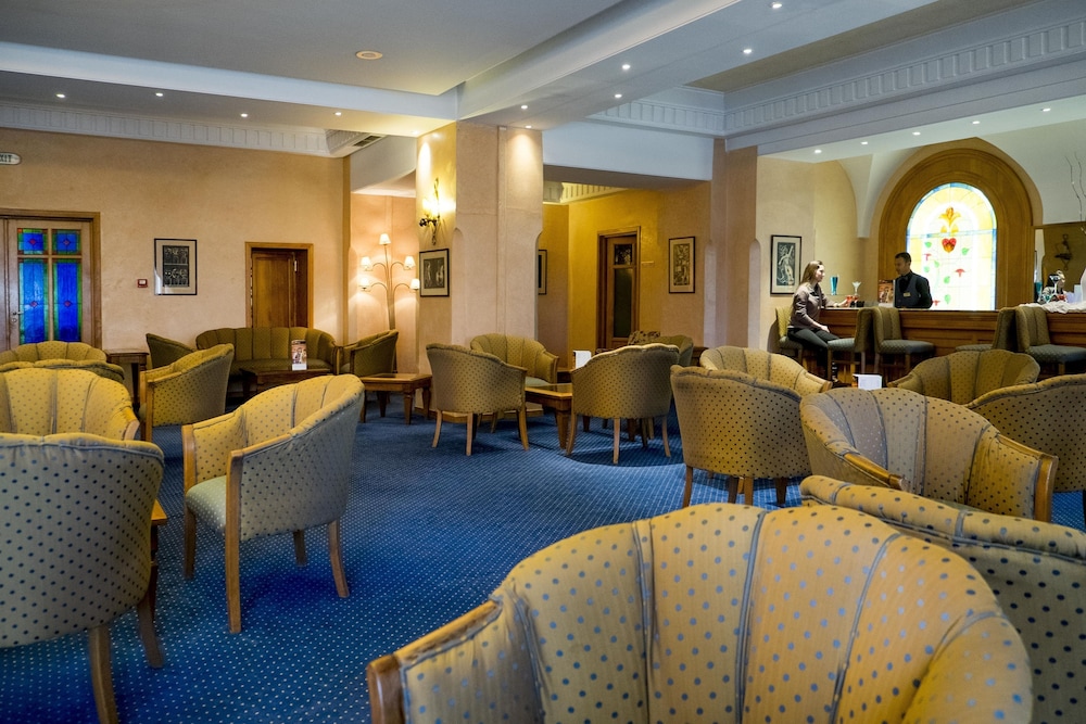Medina Belisaire and Thalasso 42/70