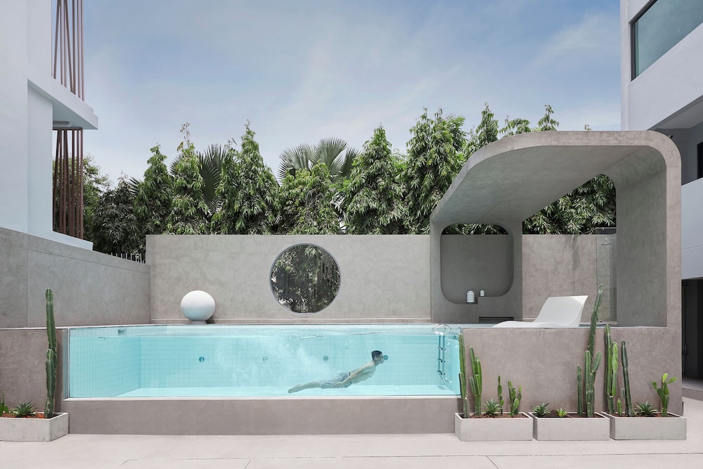 Livable Hotel Bangkok 53/61