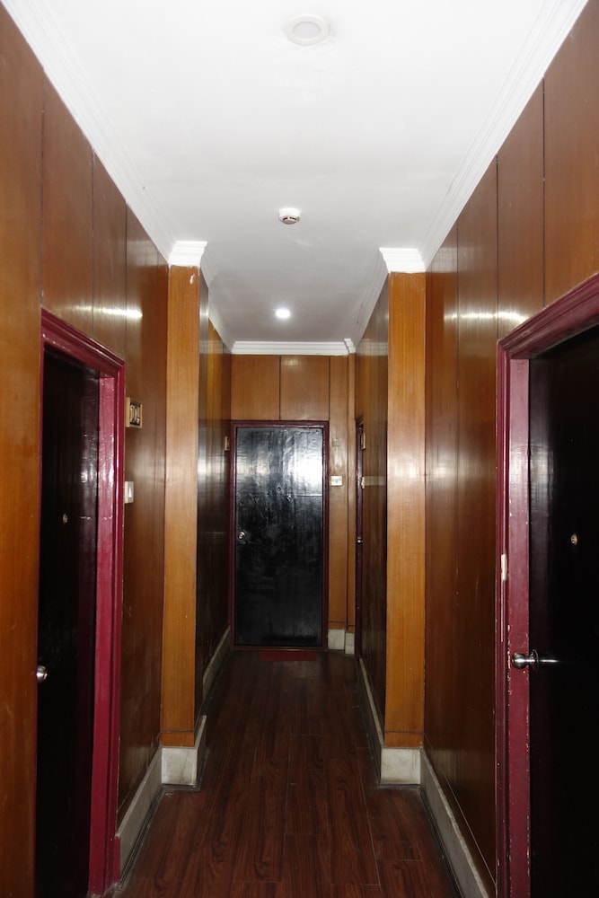 Akash Ganga Hotel 36/48