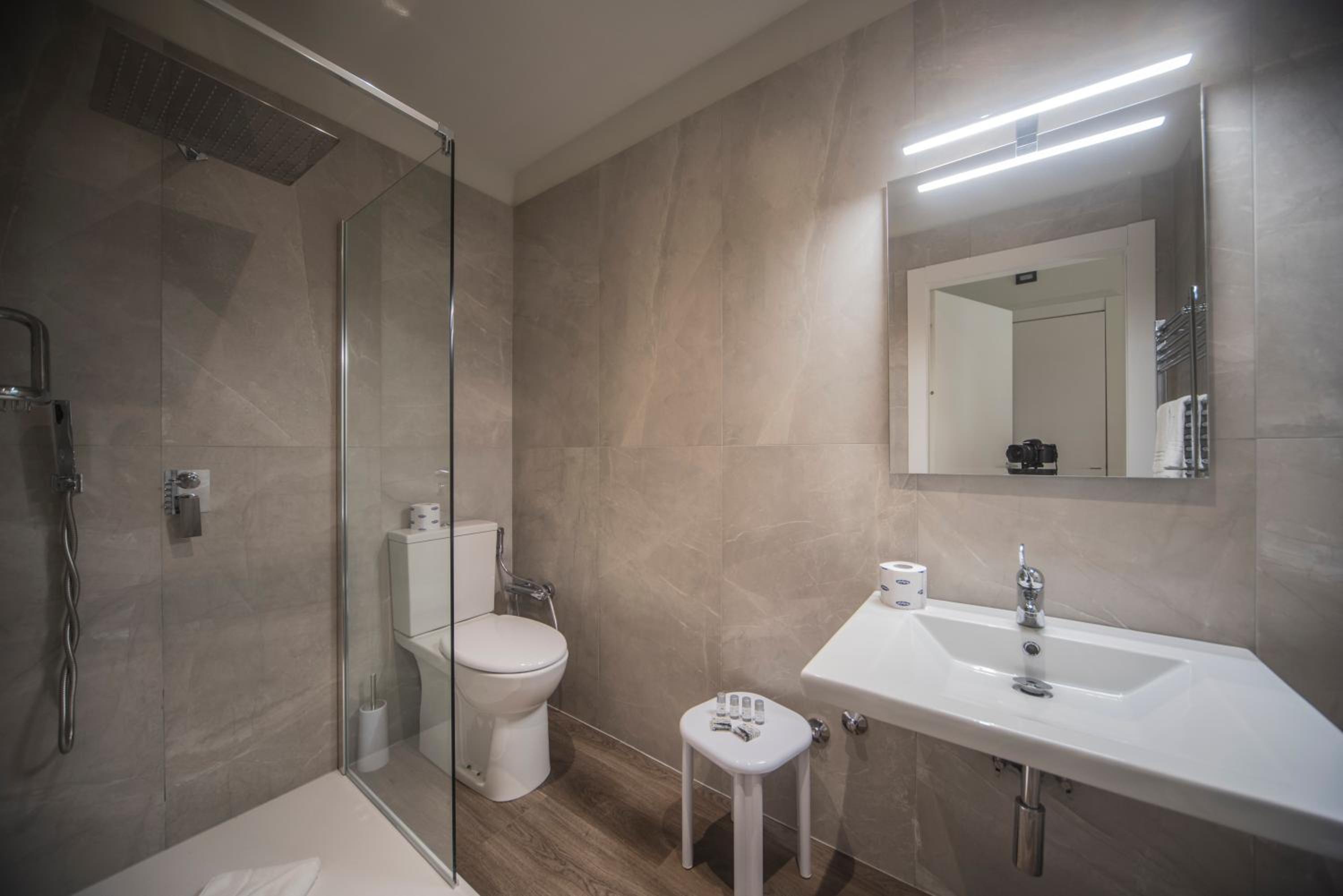 غرفة بسرير كوين، Hotel Zara Milano 10/10