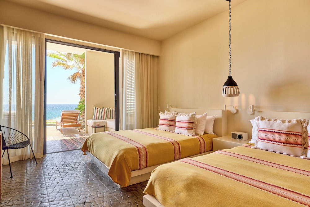 Room, 2 Queen Beds, Ocean View, Plunge Pool