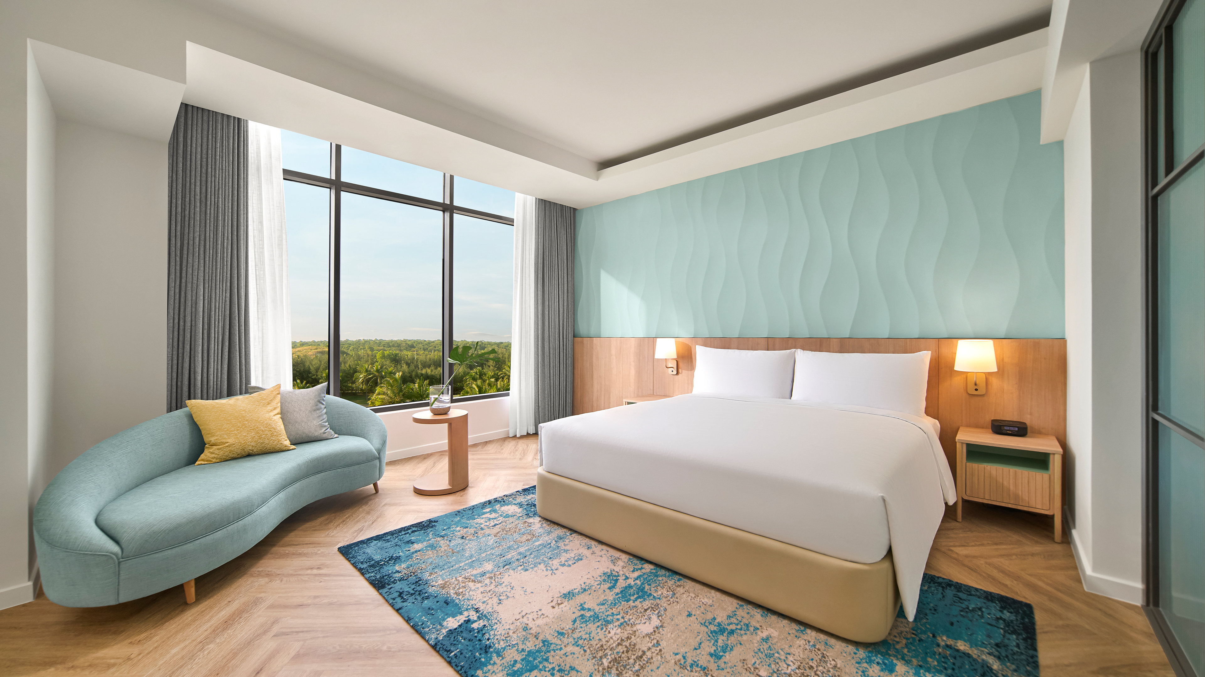 Standard, King Bed, Forest View