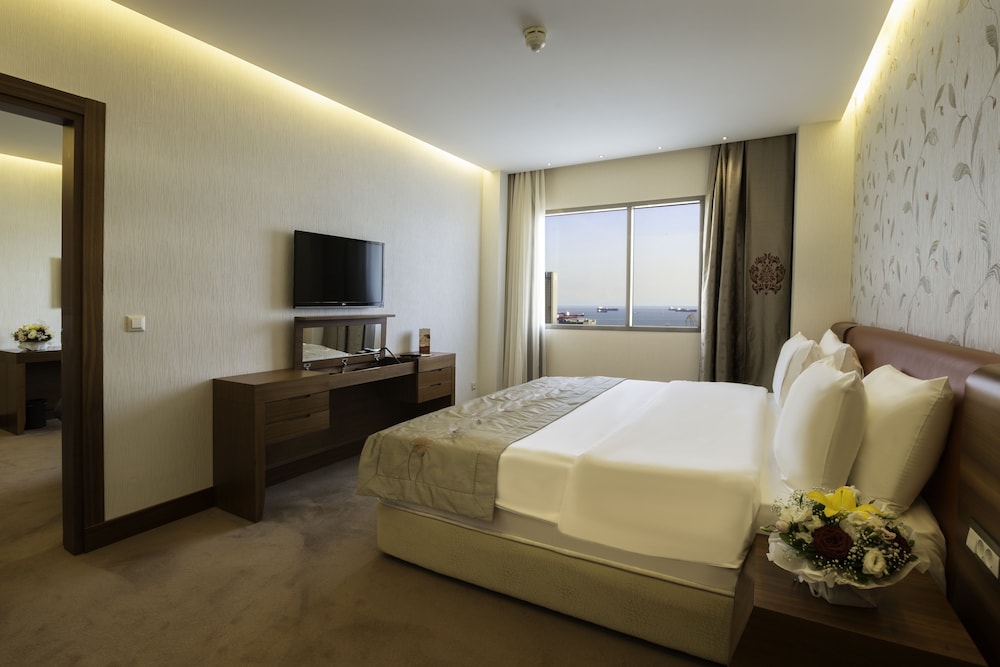 Ramada Plaza by Wyndham Istanbul Atakoy 12/55