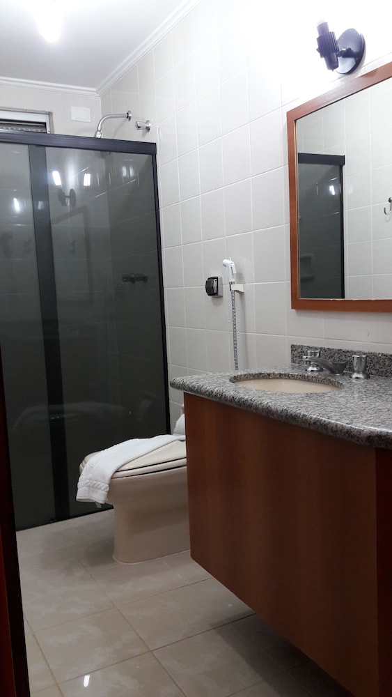 Biazi Plaza Hotel 3/28
