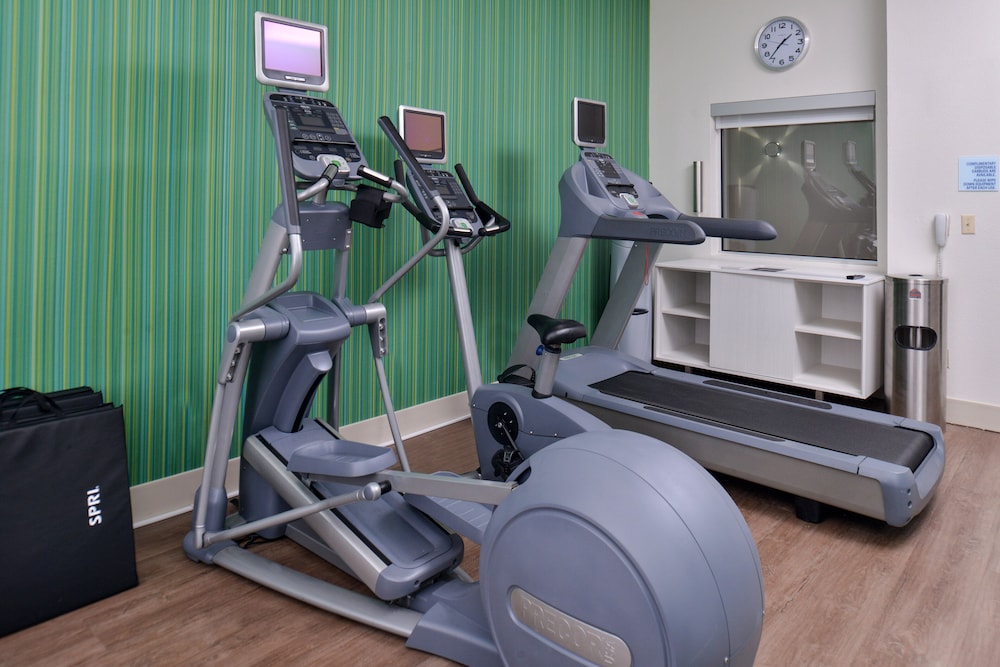 Holiday Inn Express & Suites Corpus Christi-N Padre Island 29/48
