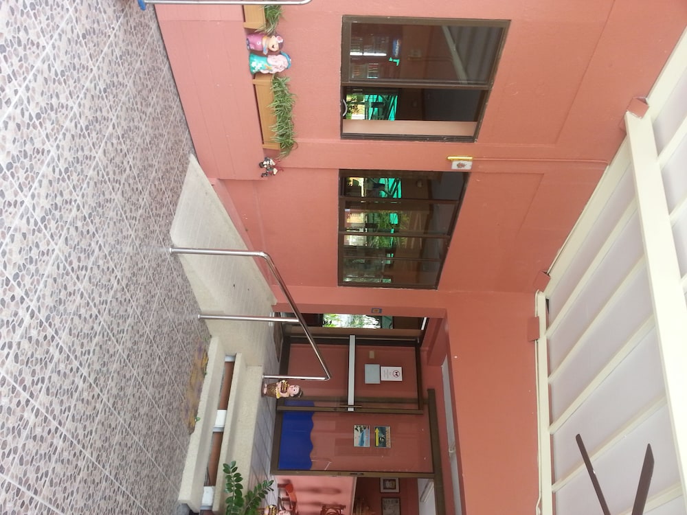 Takiab Beach Resort 9/64