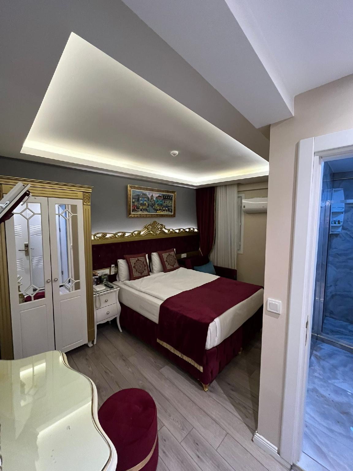 Economy, Triple, Double Bed, Sofa